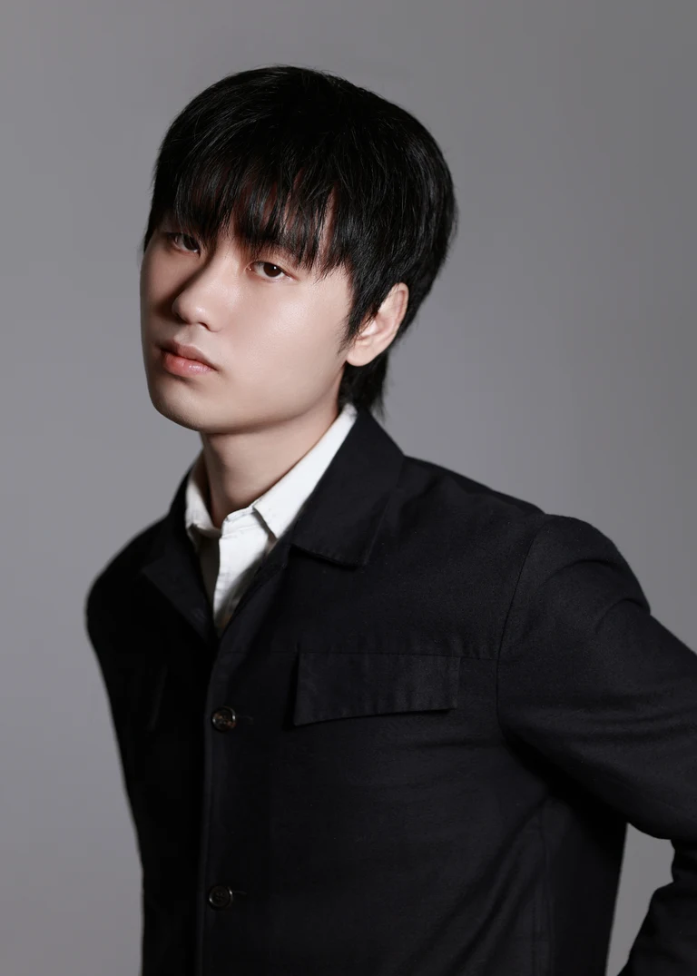조우진 profile